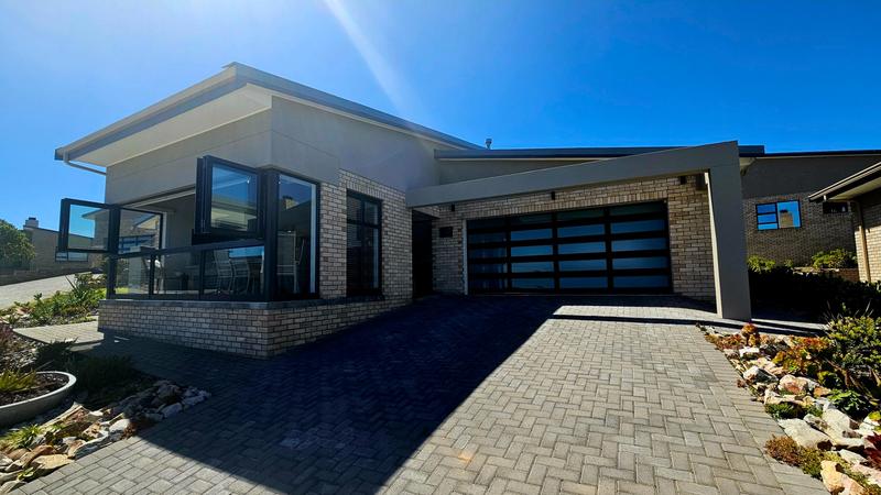 3 Bedroom Property for Sale in Dana Bay Western Cape